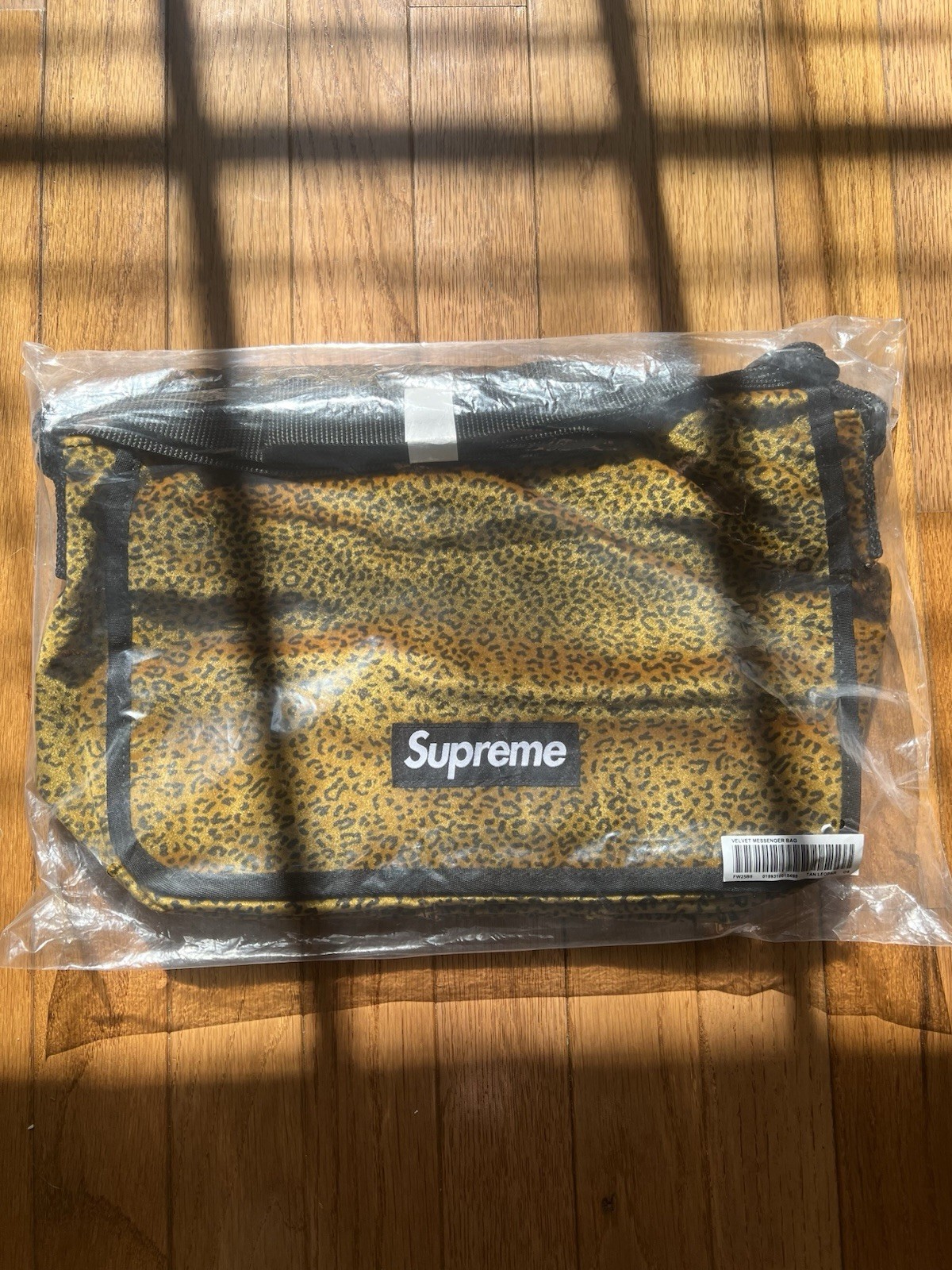 Supreme small messenger velvet bag tan leopard