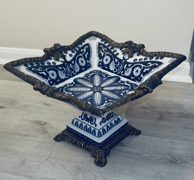 VTG Bombay Co Blue White Chinoiserie Square Porcelain Bowl Decorative Metal Rim