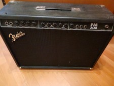Fender FM 212R Gitarrenverstärker 2x12 Combo mit Reverb (gebraucht)