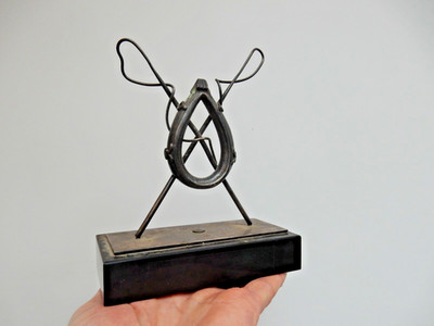 Reitsport / Pferderennen TrophY ART DECO STIL 50ER JAHRE ÄRA KITSCH DEKOR ARTIKEL -