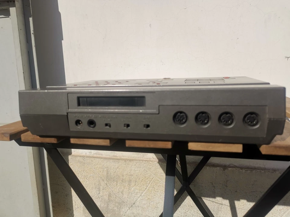 Casio SZ-1 (CZ-101) Digital Multi-Track Sequencer DON'T HAVE A PROBLEM TESTED Foto 2 de 2