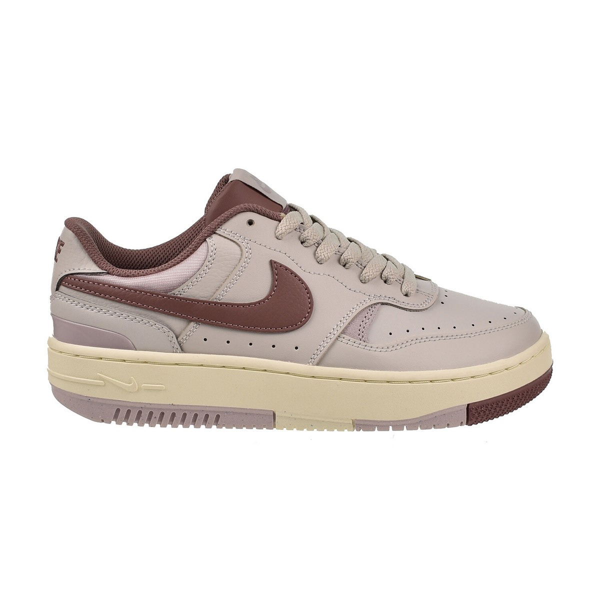 靴 Nike Women's Gamma Force 24cm Amazon.com | Nike Gamma Force Women's Shoes (DX9176-005