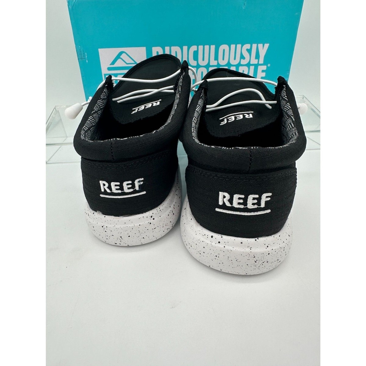 $60 NEW Reef Men Cushion Coast TX Lightweight Memory Foam  display picture 2
