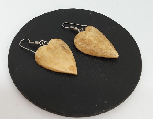 Large Acrylic Heart Dangle Earrings Asimulated Bone Style - Picture 2 of 4