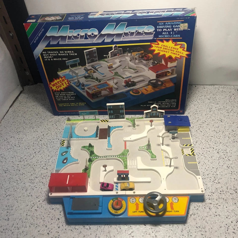 Micro Maze- Dah Yang-Micro Machine Playset, Electronic Driving Course, Tested - Image 3 of 4