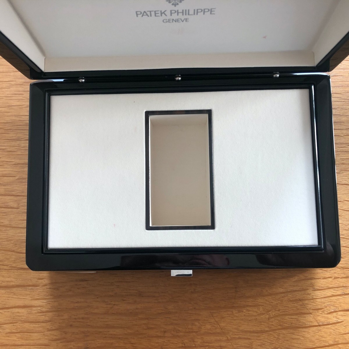Boîte Montre Vide Patek Philippe - État Magnifique - Occasion - Couleur Marron