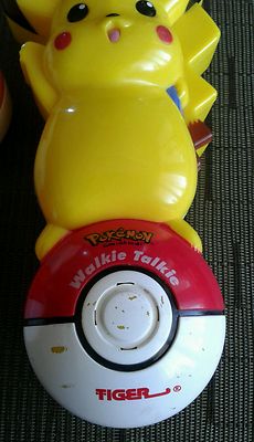 Pokémon Walkie Talkies (includes Pikachu and Meowth) by Tiger