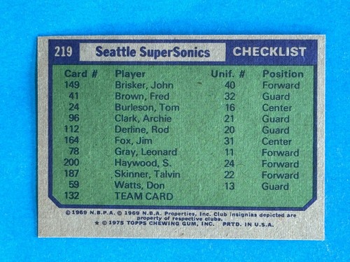 1975-76 TOPPS #219 WILT CHAMBERLAIN - SEATTLE SUPERSONICS NM NBA 50 GREATEST - Picture 2 of 2