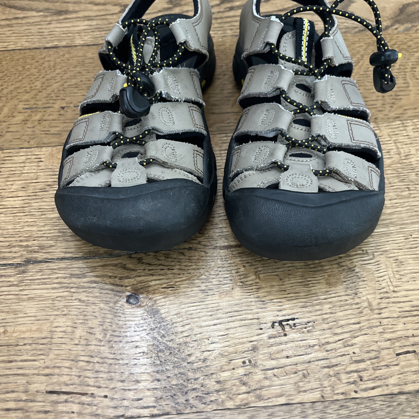 Scarpe da trekking impermeabili Keen per bambini marrone nero taglia bambini 3