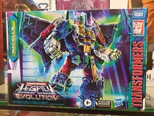 TRANSFORMERS LEGACY EVOLUTION CARRYCOT  MISB  - HASBRO TAKARA