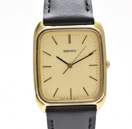 [Near MINT] Vintage Seiko 5P31-5D60 Chariot Gold Dial Quartz Men's Watch Japan