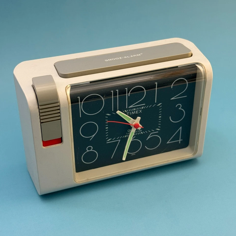 Vintage Timex Quartz Alarm Clock Snooze Retro Desk Table Japan – Tested Works - Image 2 of 4