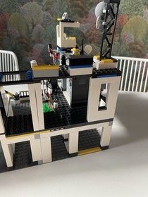 LEGO 7744 City Police Headquarters 90% Complete INCOMPLETE Sold As Is