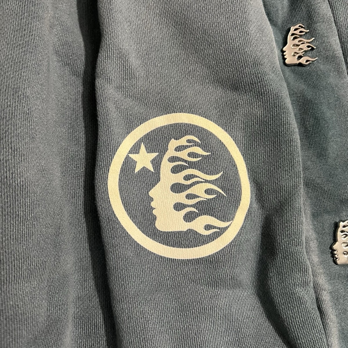 Hellstar Mirror Face Snap Sweatpants Size Medium Brand New | eBay