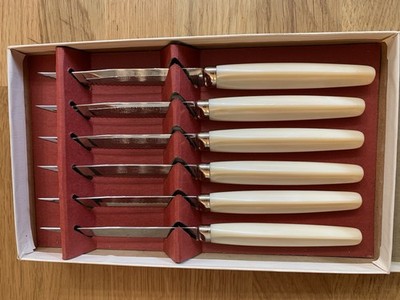 Regent Sheffield Stainless Steel Forever Sharp  6 Pc. Steak Knife Set