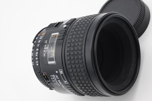 Nikon AF Micro-Nikkor 60mm f/2.8 D close-up lens. EXC++ cond. +man+filter - Picture 2 of 11