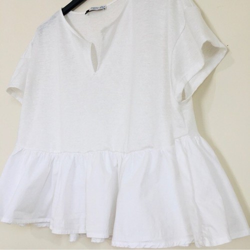 Top Mango Y2K Boho oversize bianco peplo orlo con volant ritagliato manica corta preppy - Foto 8 di 16