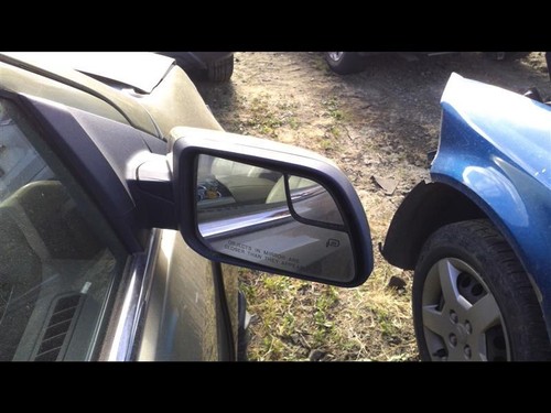 Used Right Door Mirror fits: 2013 Ford Edge Power body color cap approach lamps