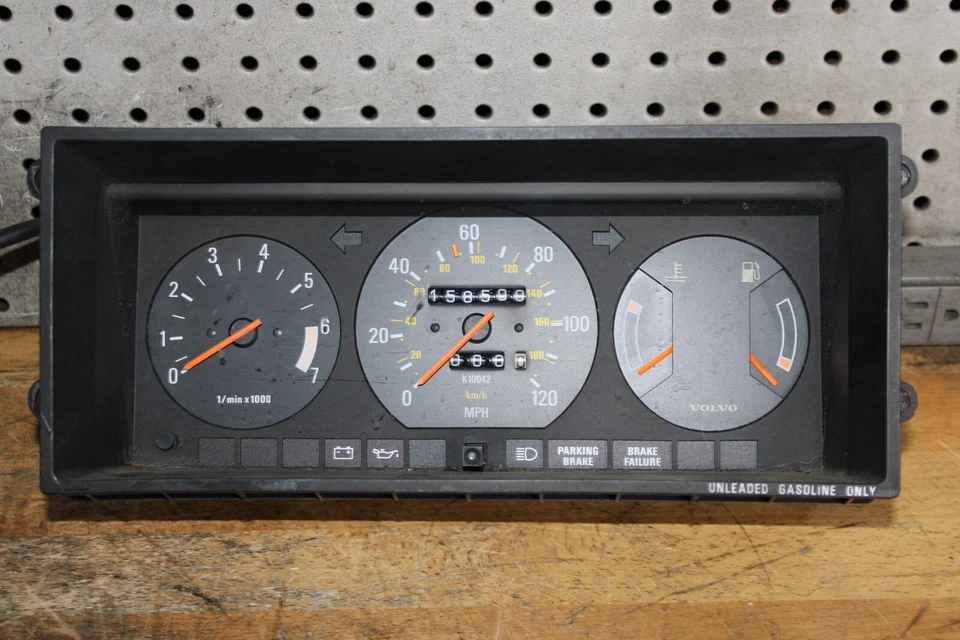 Volvo 244 1988 cuadro de instrumentos 1986-1991 GL reloj 242 244 245 velocímetro Foto 3 de 4