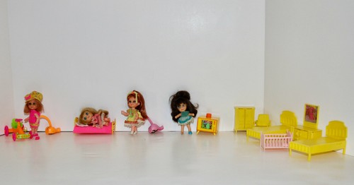Mattel Liddle Kiddles lotto set bambole mobili Telly Beddy Annabelle ecc