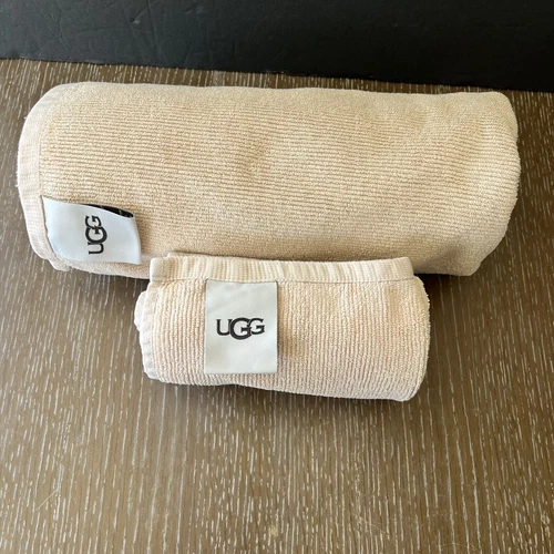 UGG Bath & Hand Towel Beige with Textured Lines Made In Turkey