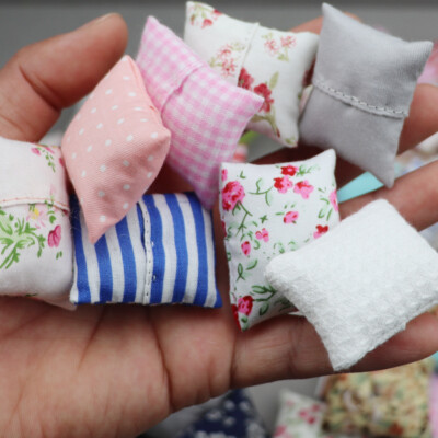 6PC Dollhouse Miniature 1:12 Scale Handmade Throw Pillows Sofa Bed Accessories