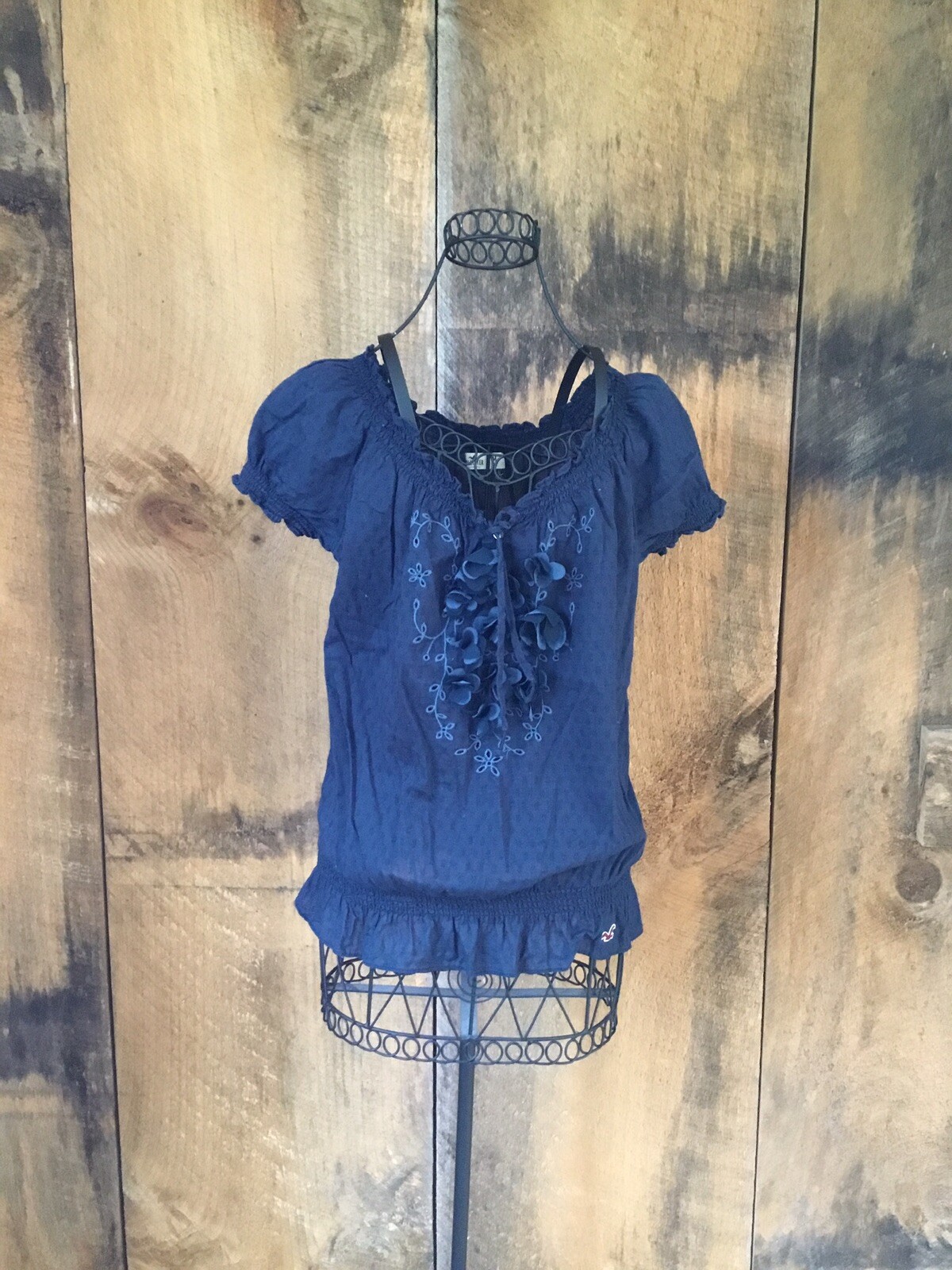 hollister peasant top