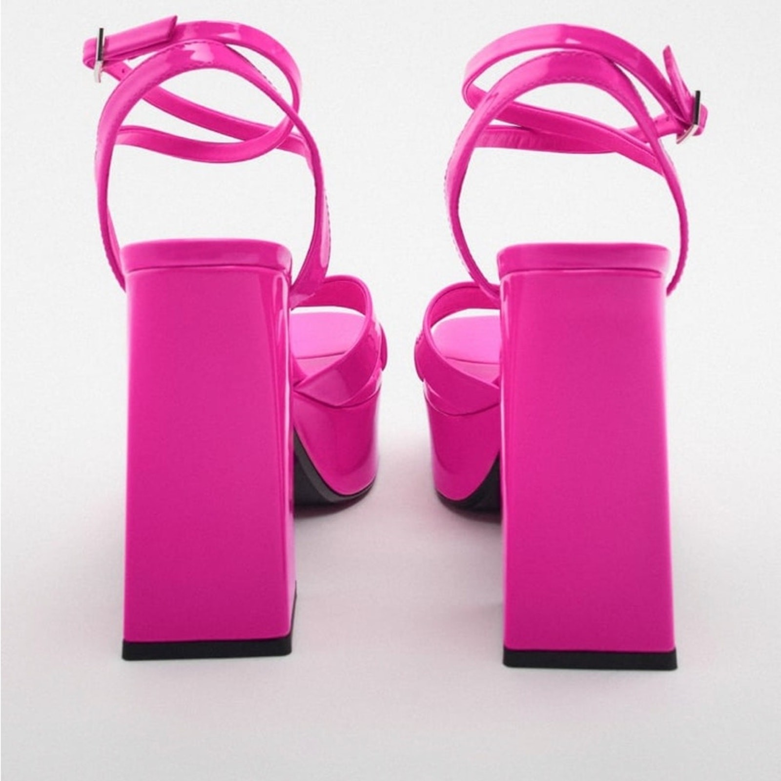 ZARA BARBIE PINK PATENT STRAPPY CHUNKY PLATFORM HEEL SANDALS SIZE 9 thumbnail 4
