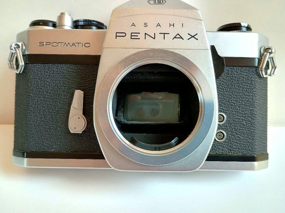 178 Pentax Spotmatic SP 35mm Film Camera Super Takumar 55mm