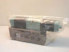 NUMATICS 153SS415M019M61 NEW PNEUMATIC SOLENOID VALVE 153SS415M019M61