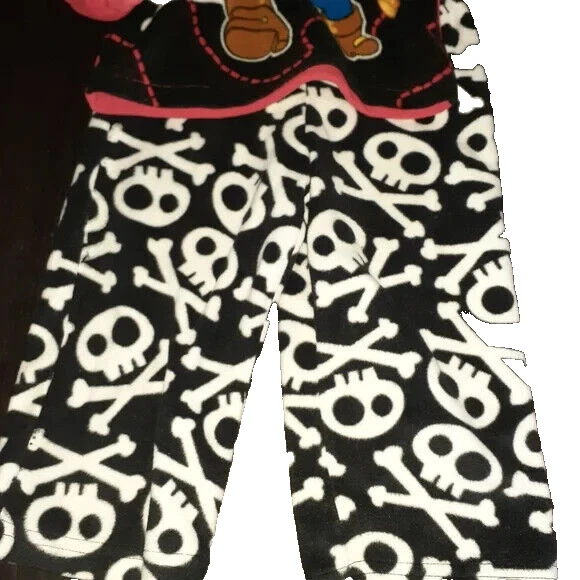 Pijama Disney JAKE AND NEVERLAND PIRATES talla 2T para niños pequeños nuevo con etiquetas precio de venta sugerido por el fabricante $30 Foto 3 de 3