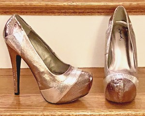 qupid snakeskin heels