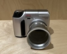 Olympus CAMEDIA C-700 Ultra Zoom 2.1MP Digital Camera - Metallic Silver - TESTED
