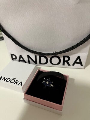 Ring von Pandora neu, neue Preis ist 90 , würd nur paar mal getragen 