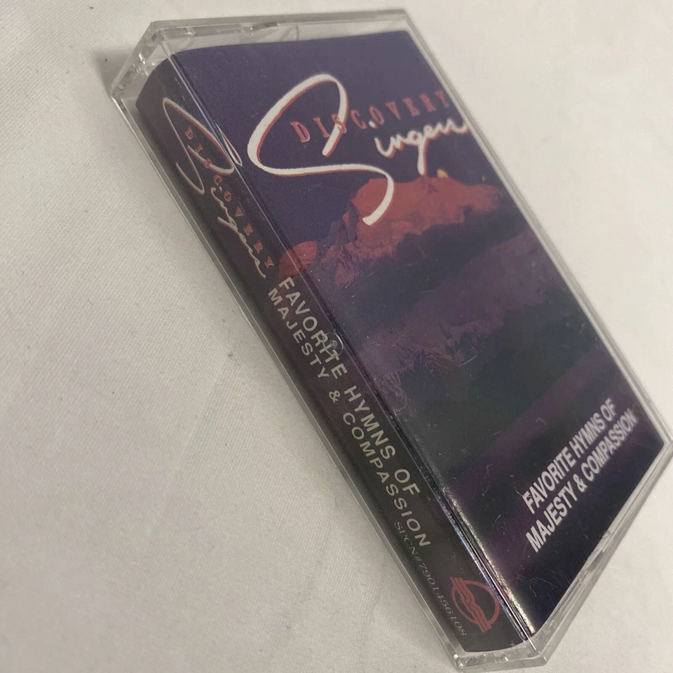 Discovery Singers - Favorite Hymns Of Majesty & Compassion (1992 Cassette) Foto 3 de 4
