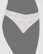  28 Hanky Panky Women's White Signature Lace Original Rise Thong Size OS 4-14 
