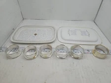 2 Vintage J.L Clark Manufacturing Mini Display Plates  And 6 Napkin Holders