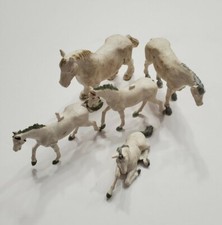 BRITAINS LTD MODEL ANIMAL FIGURE LOT OF 5 WHITE HORSES 1971-72 MADE IN ENGLAND