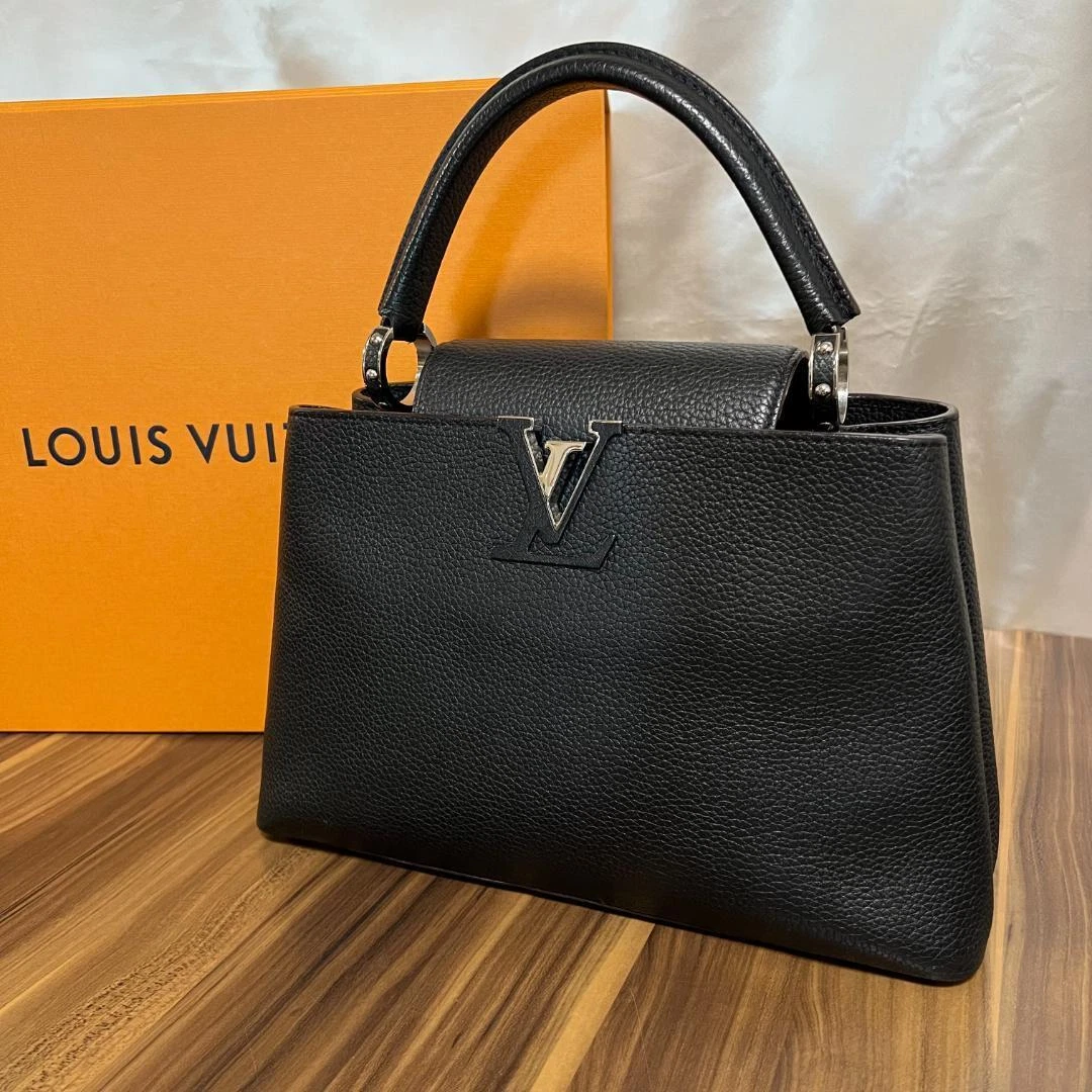 LOUIS VUITTON HANDBAG CAPUCINES WITH SERIAL NUMBER EXCELLENT