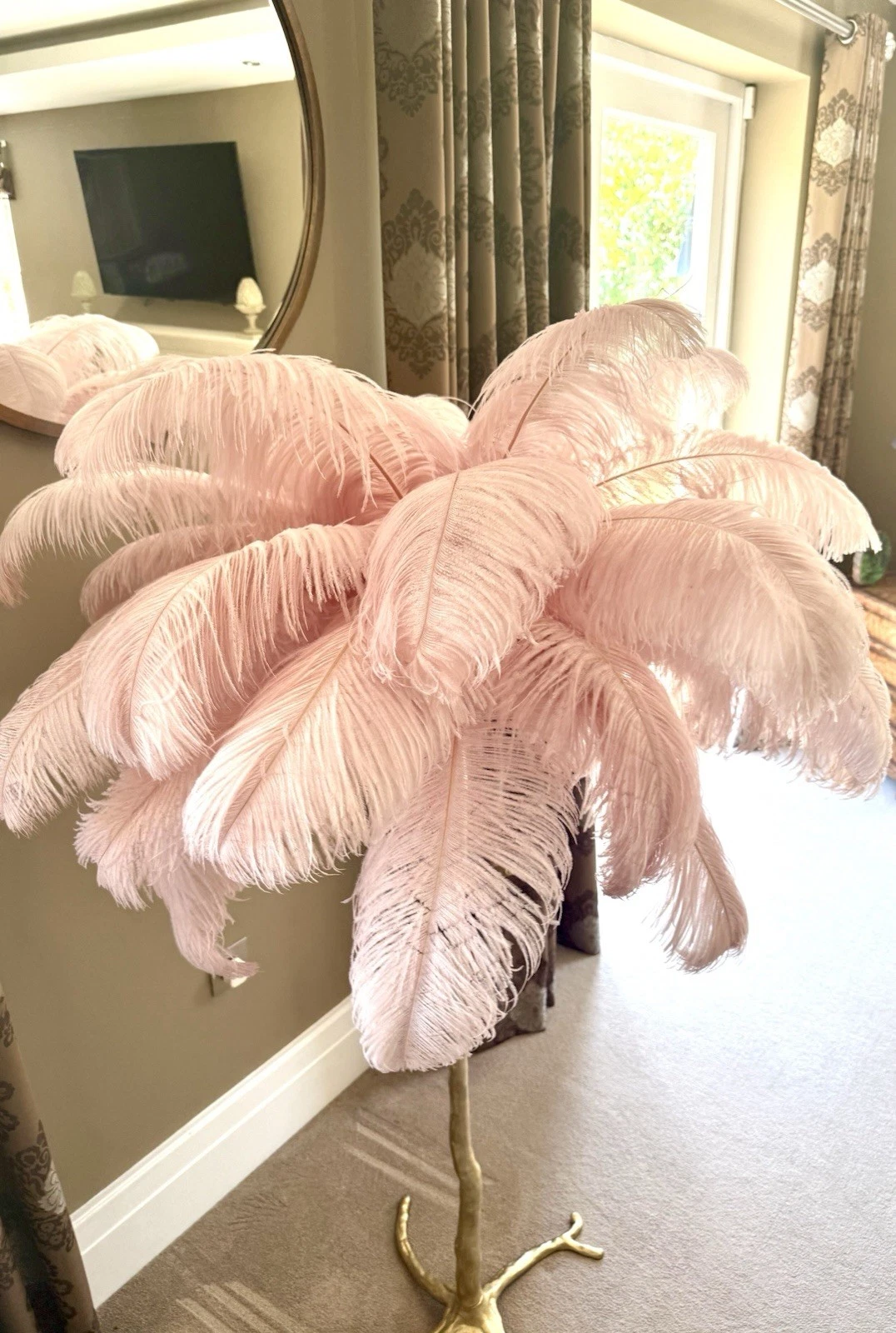 Gallery image 24 for Ostrich Feather Burlesque Floor Lamp With Brass Stand RRP £1,276