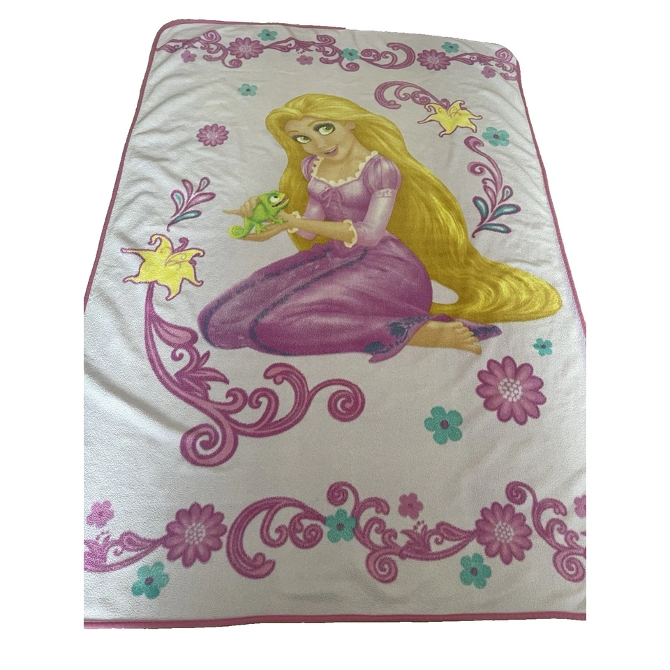 Disney Enredado Rapunzel y Pascal Manta Vellón Lanzamiento Princesa Flores Foto 2 de 4