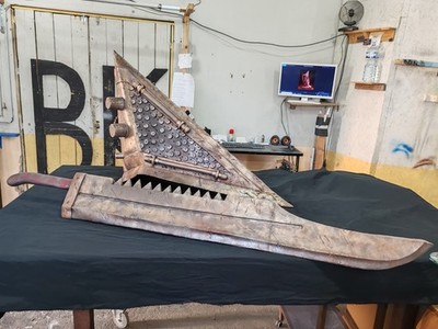 Pyramid Head (only helmet) - Silent Hill Cosplay