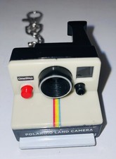 Worlds Coolest Smallest POLAROID LAND CAMERA Toy Miniature OneStep Keychain