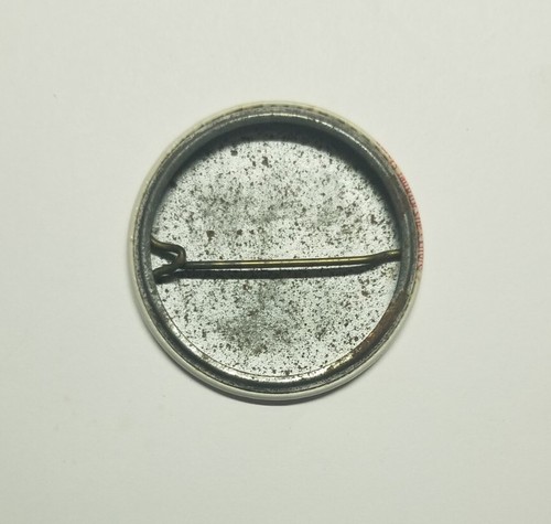 Vintage Its SWEET for South Dakota White Pinback Button Round - Picture 2 of 2