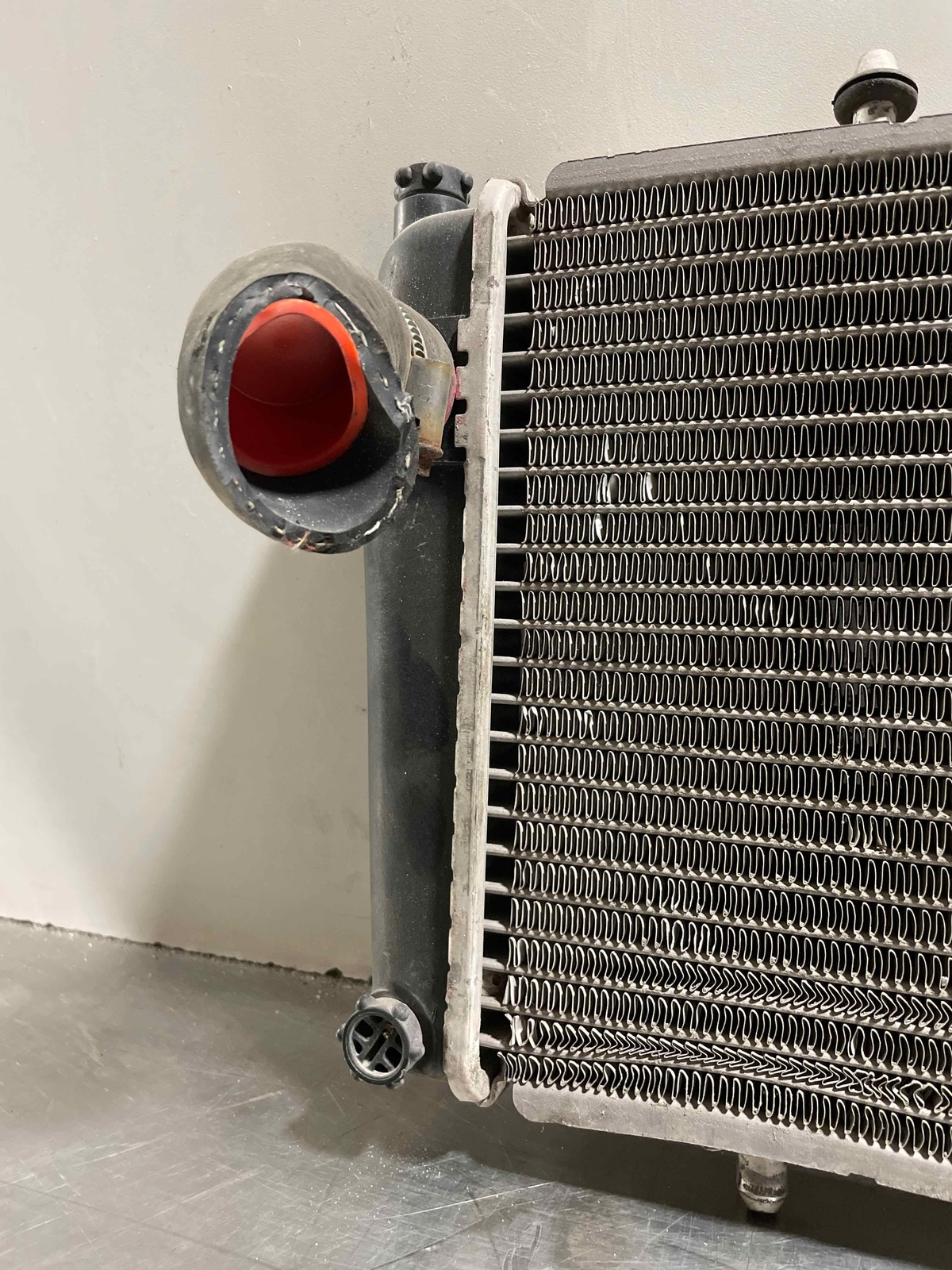 1991 LOTUS ELAN OEM ENGINE COOLING RADIATOR 43K