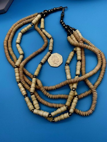 Vintage Three Streengs Of Bone Look Beads Necklace Pendant - Picture 4 of 7