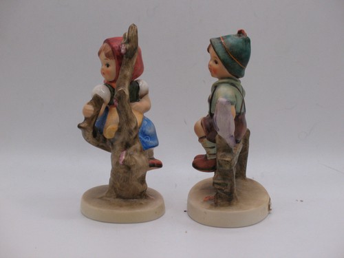2 Vintage Hummels (Goebel) "Apple Tree Girl" #141 & "Wayside Harmony" #111 3/0 - Picture 3 of 9