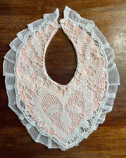 Antique Lace - CHARMING BIB Spindle Lace