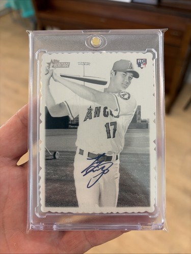 2018 Topps Heritage High Number - 1969 Topps Deckle Edge Shohei Ohtani #1 (RC)