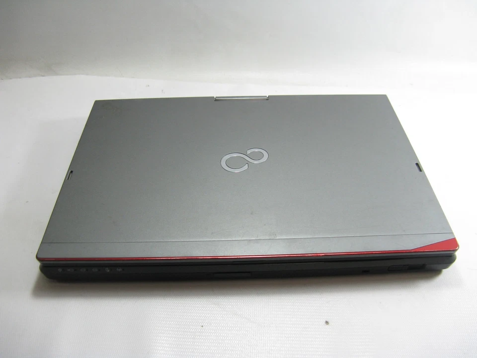 Fujitsu LIFEBOOK T725 12.5" Laptop 2.3GHz i5-5300U 8GB RAM (Grade B) - Image 2 of 4